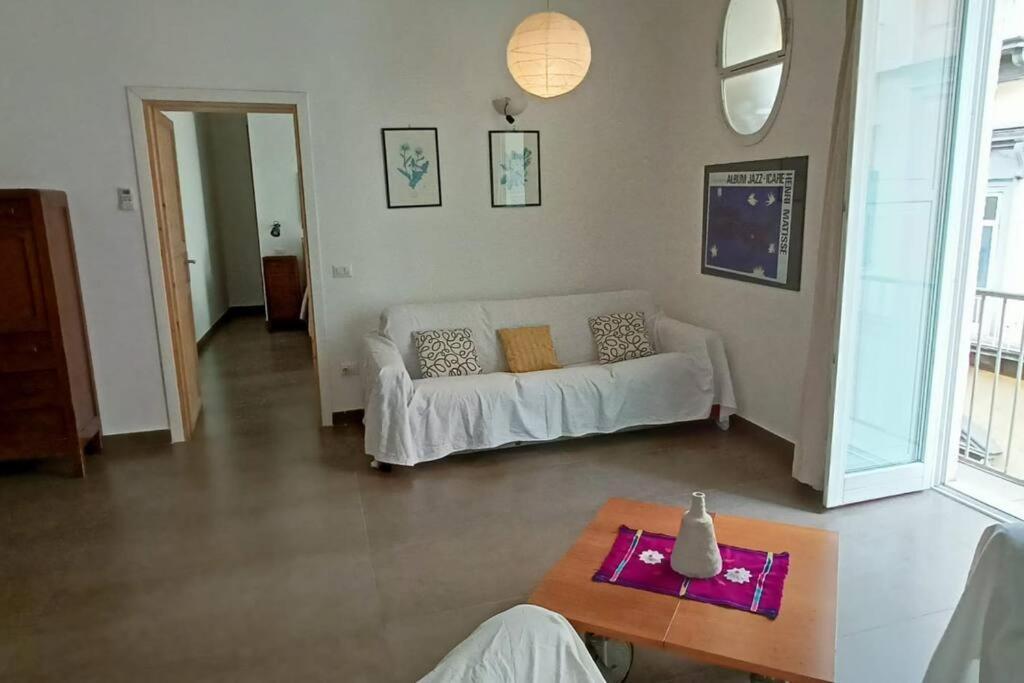 Appartamento - Casa Madre ナポリ エクステリア 写真